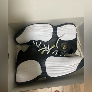 Jordan Jumpman Team 1 sneakers New.